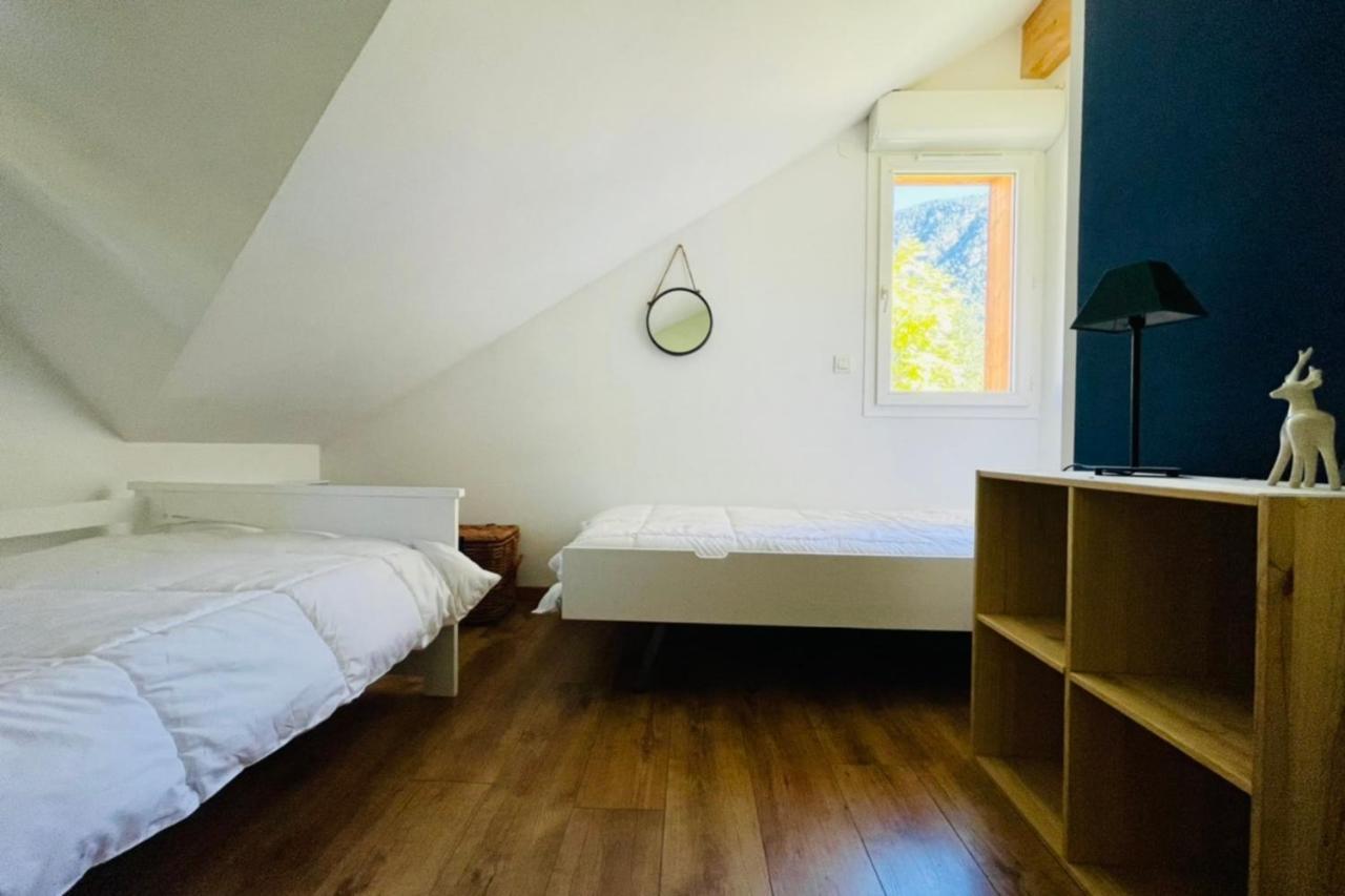 Large Chalet With Terrace And View In Briancon Apartman Kültér fotó