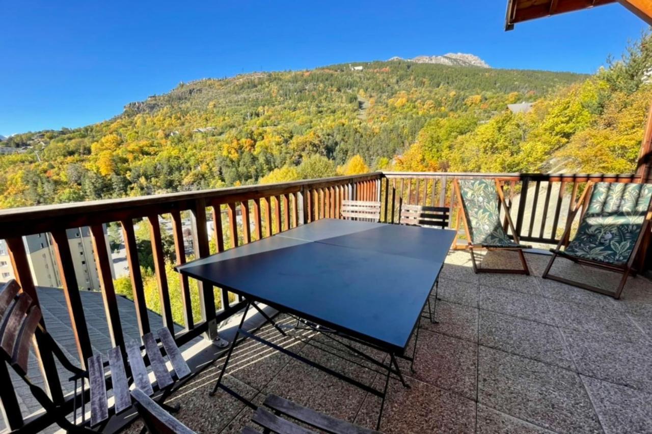 Large Chalet With Terrace And View In Briancon Apartman Kültér fotó