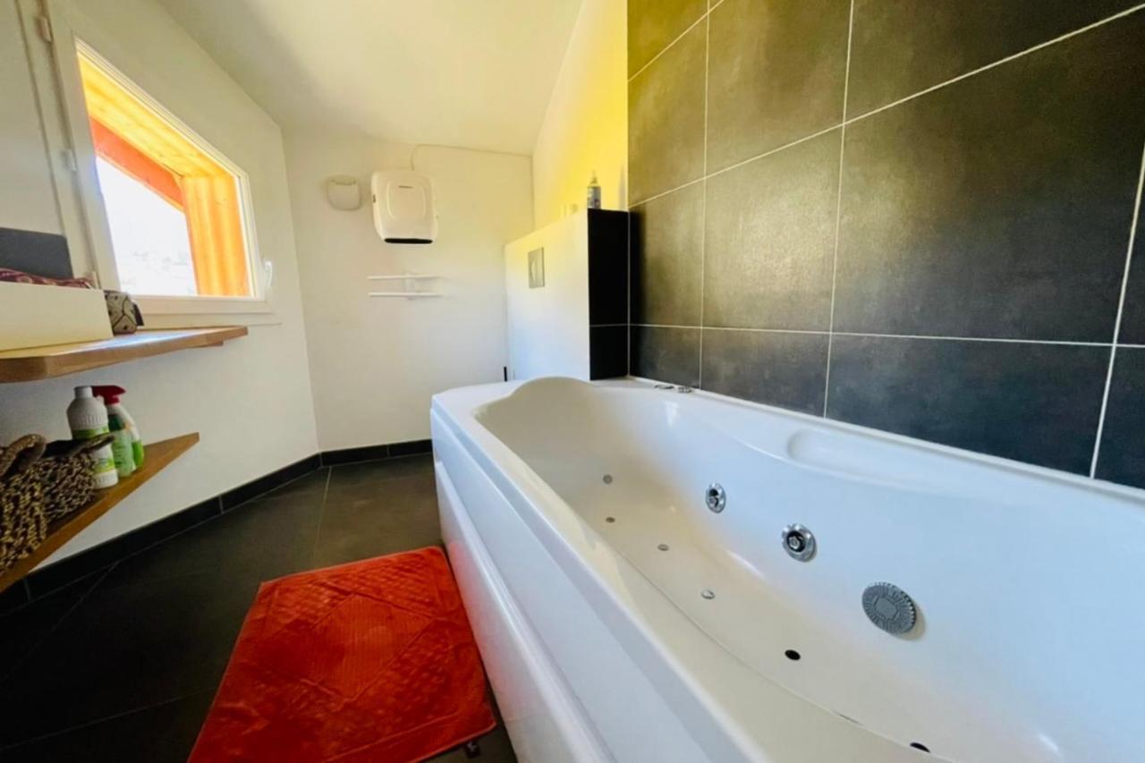 Large Chalet With Terrace And View In Briancon Apartman Kültér fotó