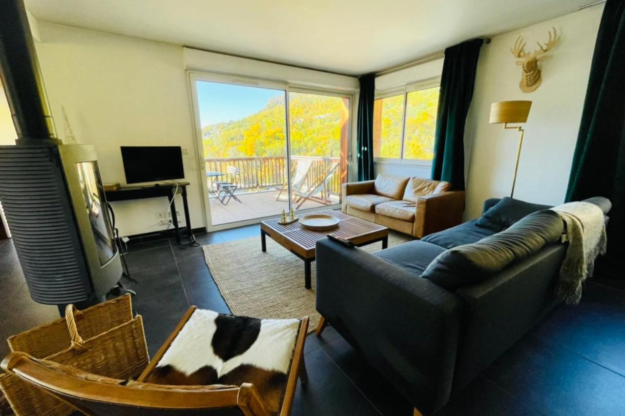 Large Chalet With Terrace And View In Briancon Apartman Kültér fotó