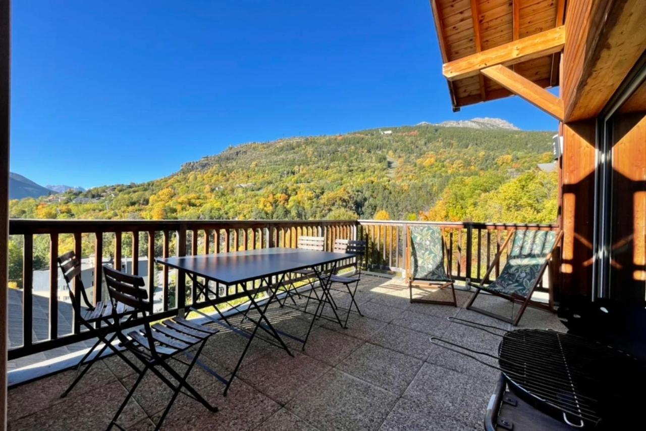 Large Chalet With Terrace And View In Briancon Apartman Kültér fotó